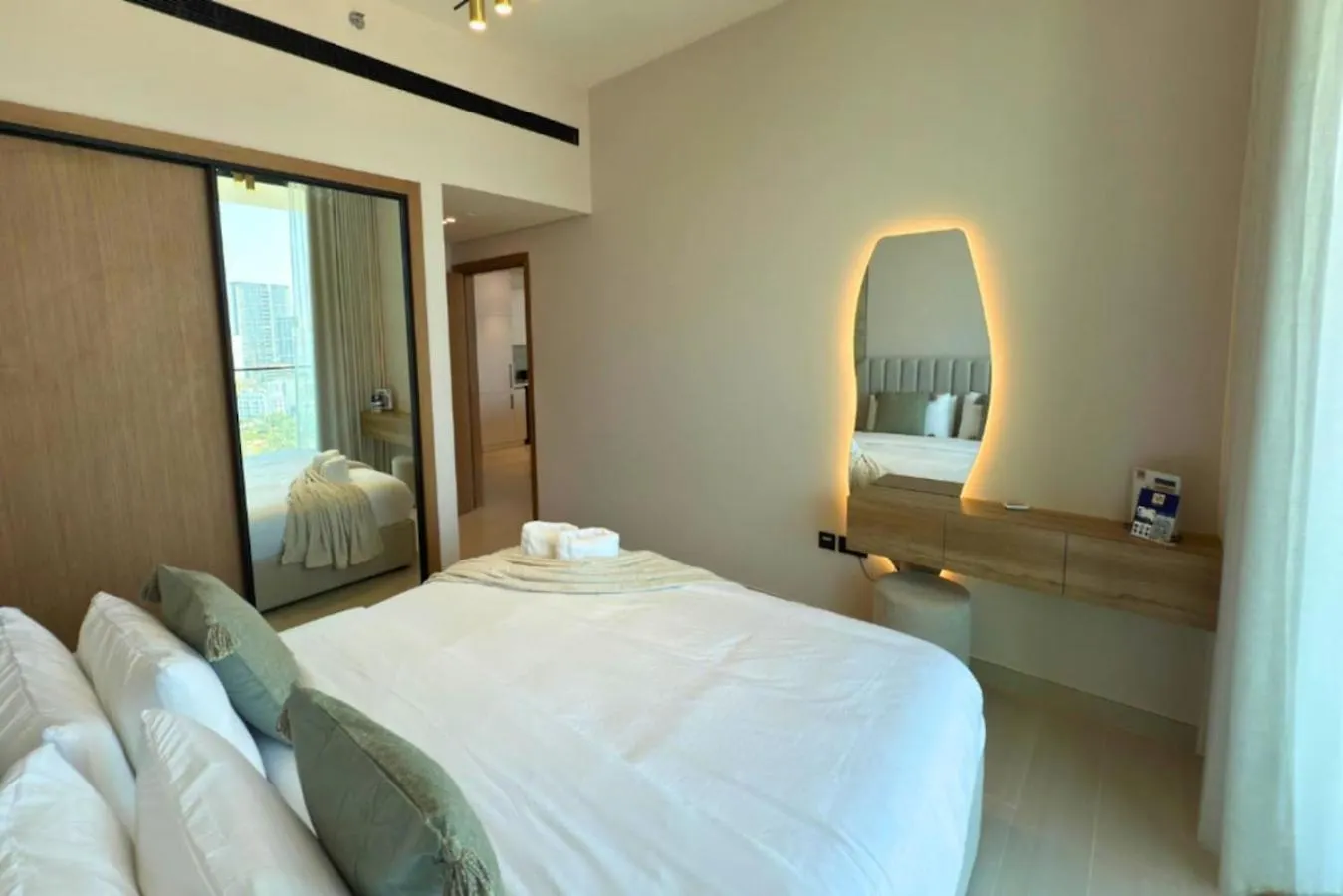 1 Bedroom Apt Binghatti Venus, Jumeirah Village Circle Dubai Apartment
